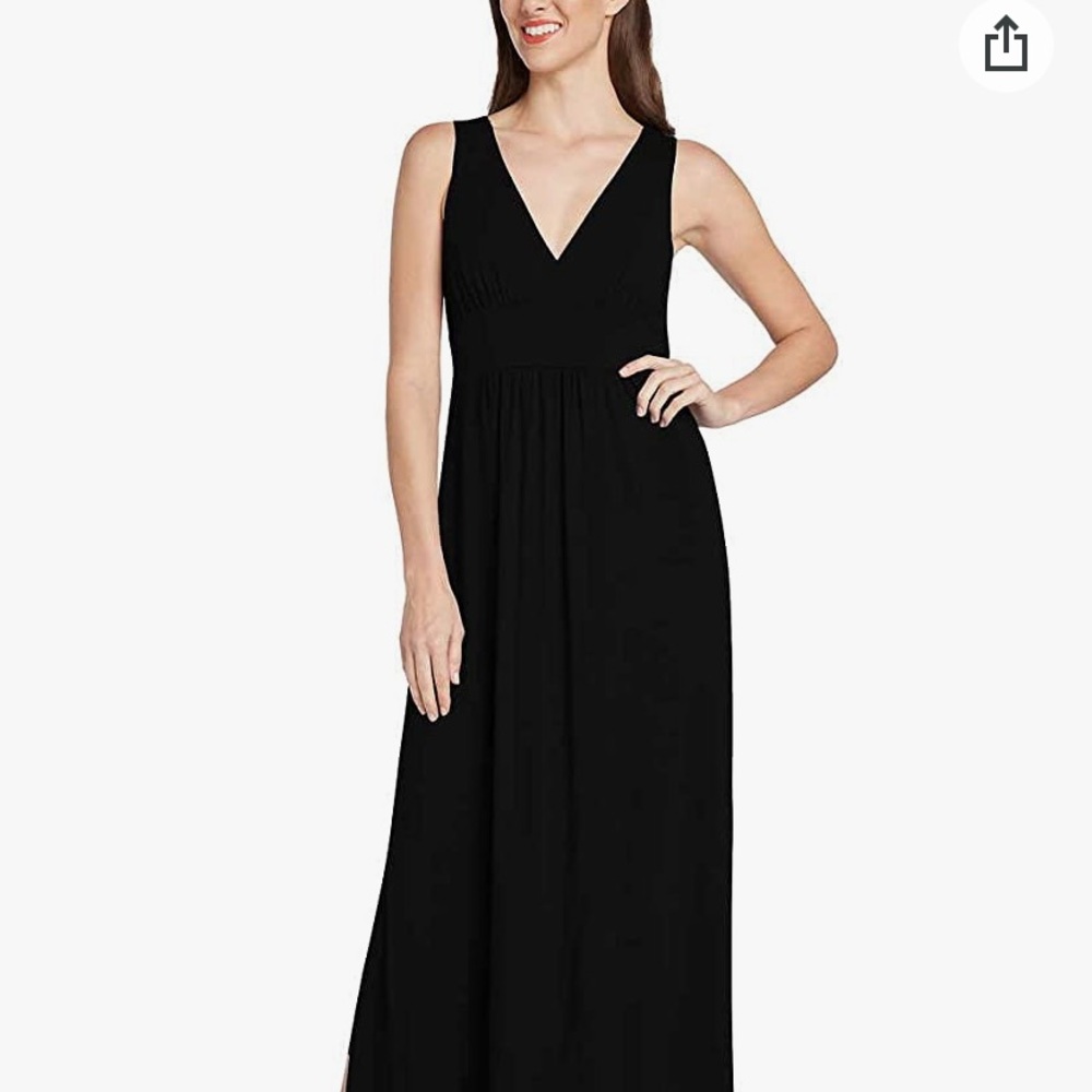 Classic V neck black maxi dress